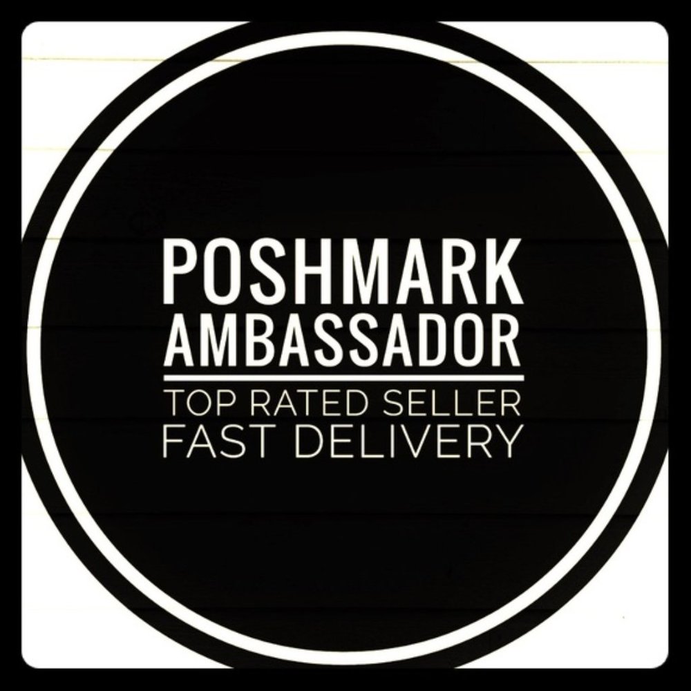 Poshmark Ambassador!  Shop with Confidence!